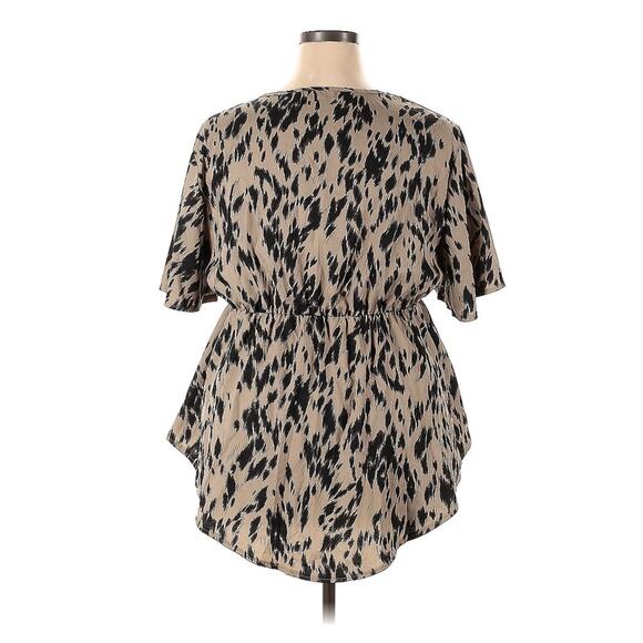 Shein Curve Short Sleeve Blouse Animal Leopard Print Plus Size 3XL - Picture 2 of 3